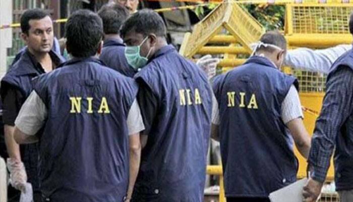 J&amp;K terror funding case: NIA raids Hurriyat leader Aga Hassan&#039;s Budgam residence