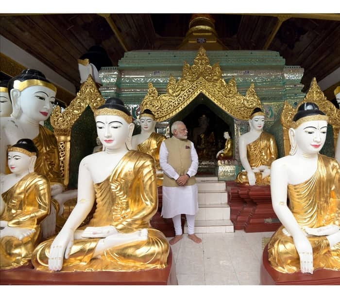 PM Narendra Modi visits the Shwedagon Pagoda