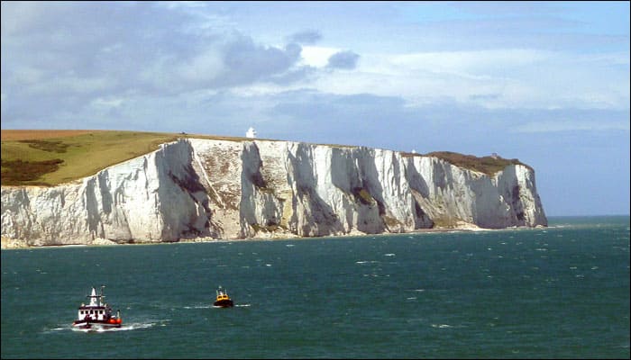 Fossilised space dust unearthed at UK's iconic white cliffs of Dover ...