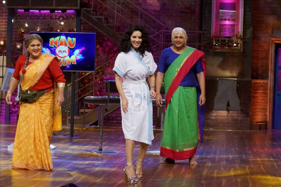 Actress Sunny leone visits at television show 