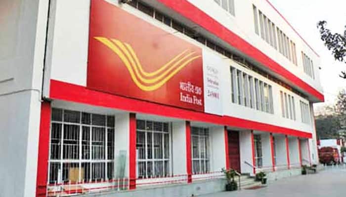 All 1.55 lakh post offices to offer payments bank service