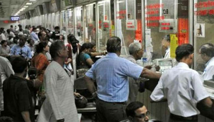 50% of train tickets purchased in cash in India: Study 50% of train tickets purchased in cash in India: Study