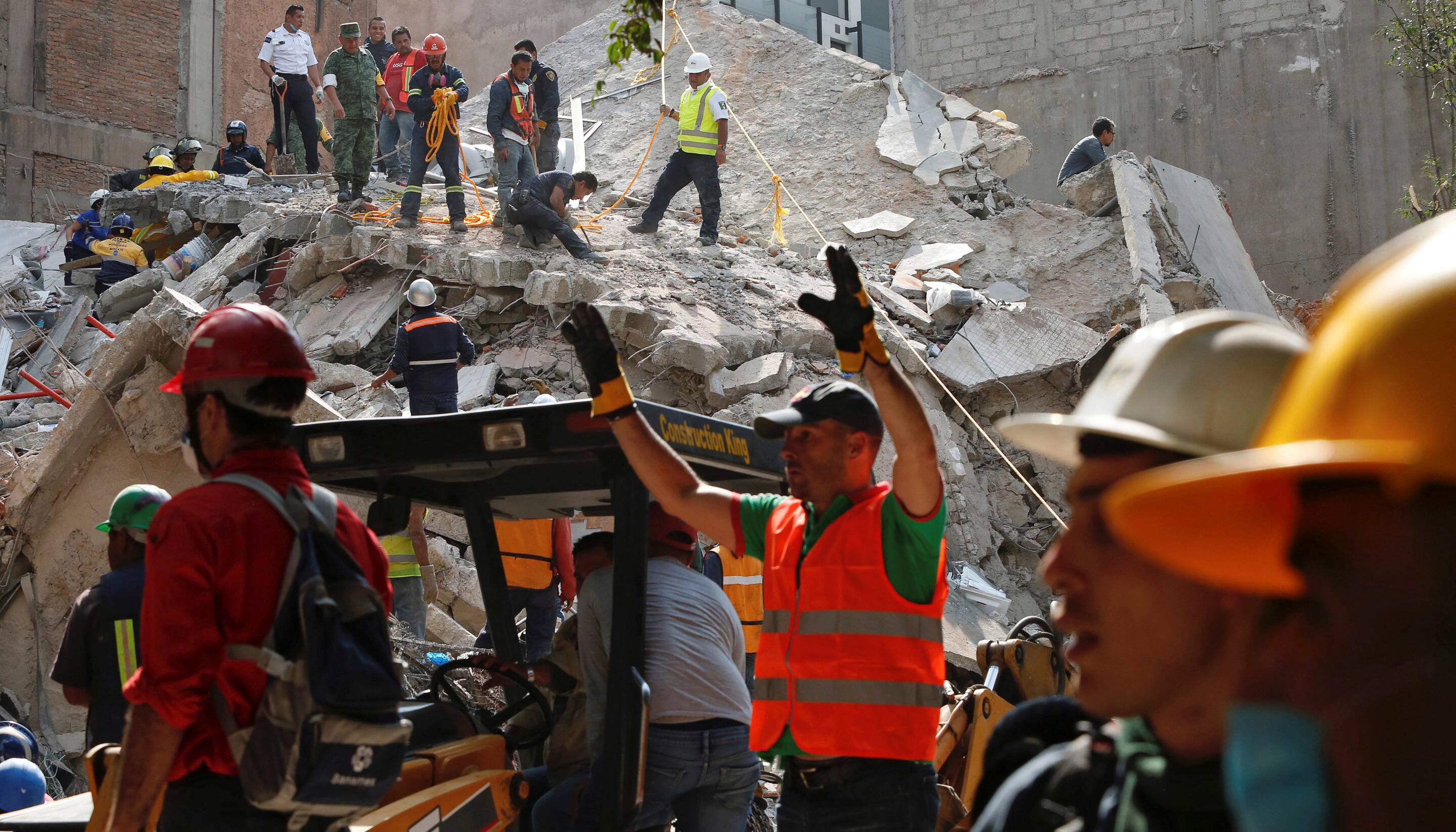 Mexico&#039;s 7.1 magnitude earthquake kills at least 248, search on for survivors