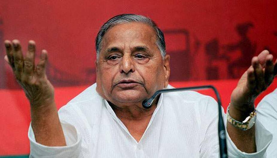 Ahead of Samajwadi Party meet, Mulayam sacks Ram Gopal as Lohia Trust secretary