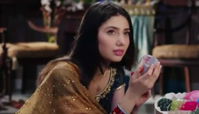 Pakistani film industry extends support to Mahira Khan over trolls