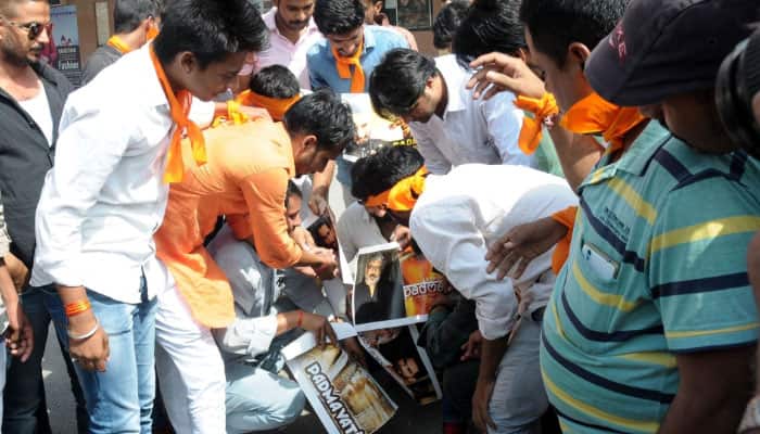 Karni Sena members burn posters of Sanjay Leela Bhansali&#039;s Padmavati