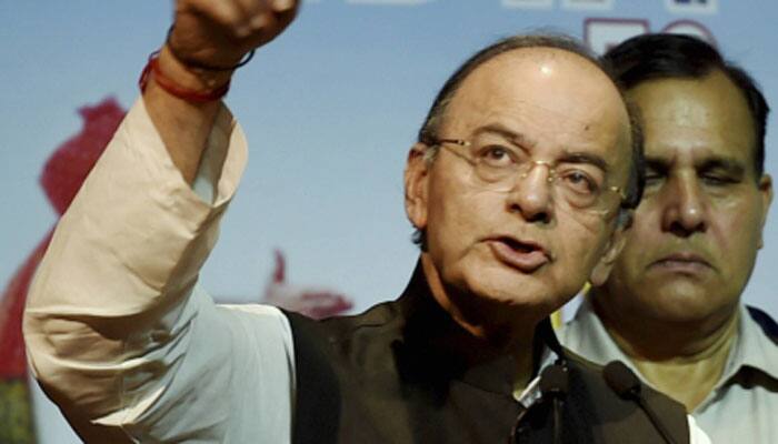 Economy remark: Arun Jaitley counters Yashwant Sinha, calls him &#039;job applicant at 80&#039;