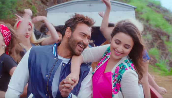 Golmaal Again: Ajay Devgn, Parineeti Chopra in Maine Tujhko Dekha song has Neend Churai feels