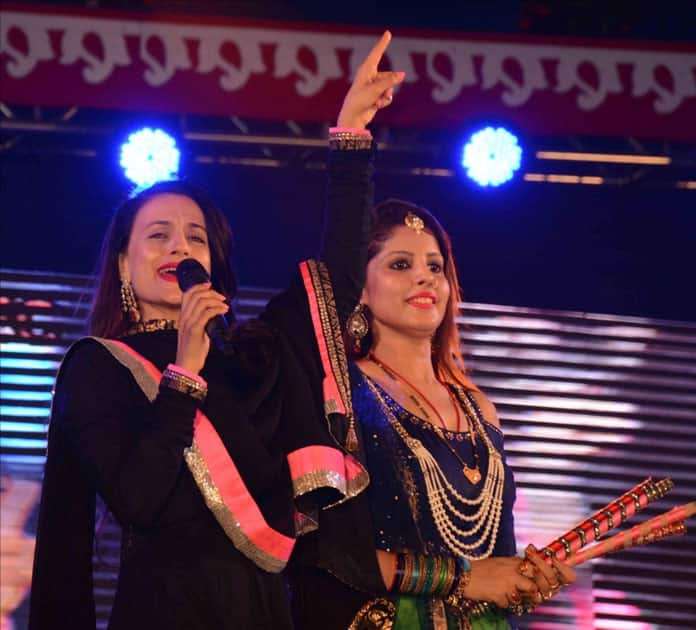 Actress Ameesha Patel during Dussehra Mahotsav 2017 at Gandhi Maidan in Patna.