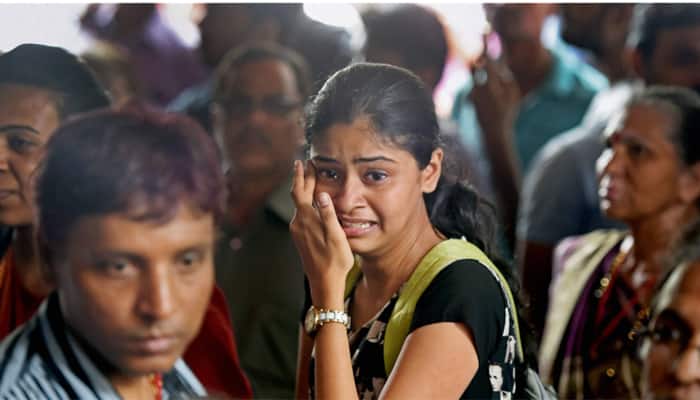 Mumbai Stampede Bodies Of 17 Victims Handed Over To Families Maharashtra News Zee News