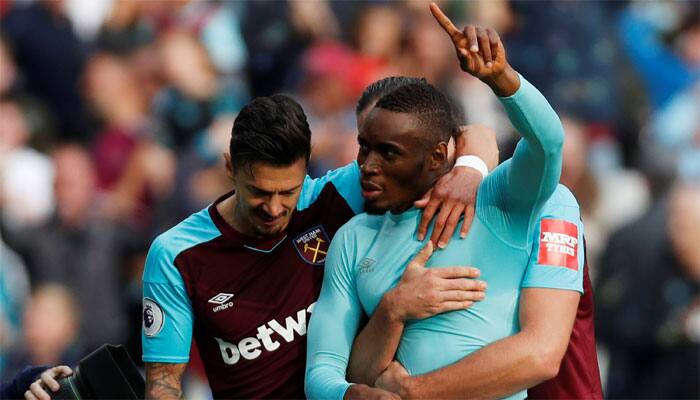 Diafra Sakho&#039;s last-gasp goal gives West Ham victory over Swansea