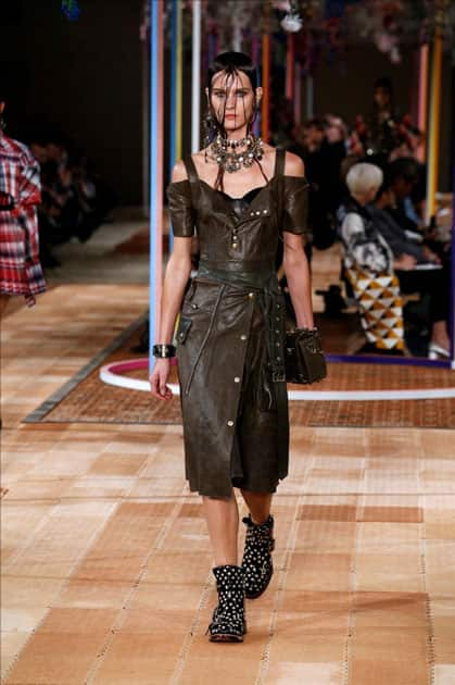 A model presents a creation of Alexander McQueen during the fashion week for 2018 spring/summer women's collection in Paris, France.