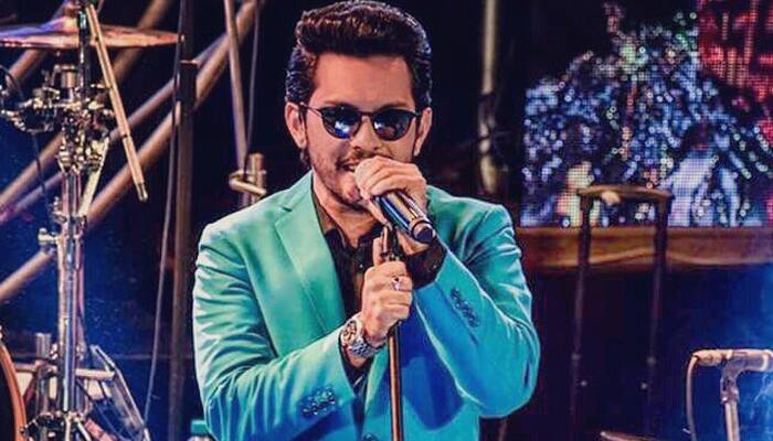 Aditya Narayan abusive video row: Social media obsessed with ‘chaddi’ remark - Check hilarious tweets