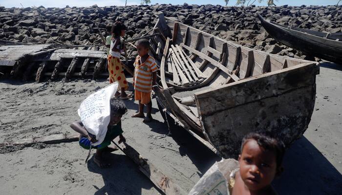 Bangladesh destroys boats ferrying Rohingya from Myanmar