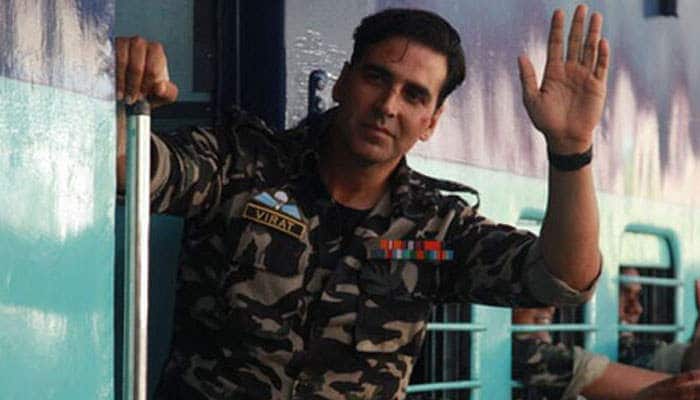 Akshay Kumar salutes &#039;cleaning soldiers&#039; of India