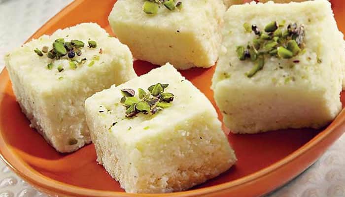 Diwali special recipe: Here&#039;s how you can make Pista kalakand