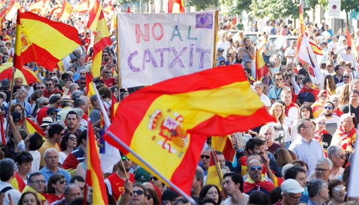 Thousands protest in Barcelona against Catalan independence