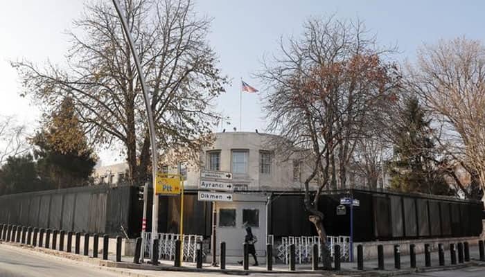 US missions in Turkey halt all non-immigrant visa services