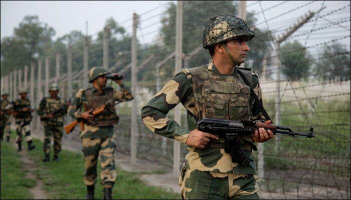 India&#039;s bravest: CRPF soldiers given a standing ovation at Jammu Airport – Watch video