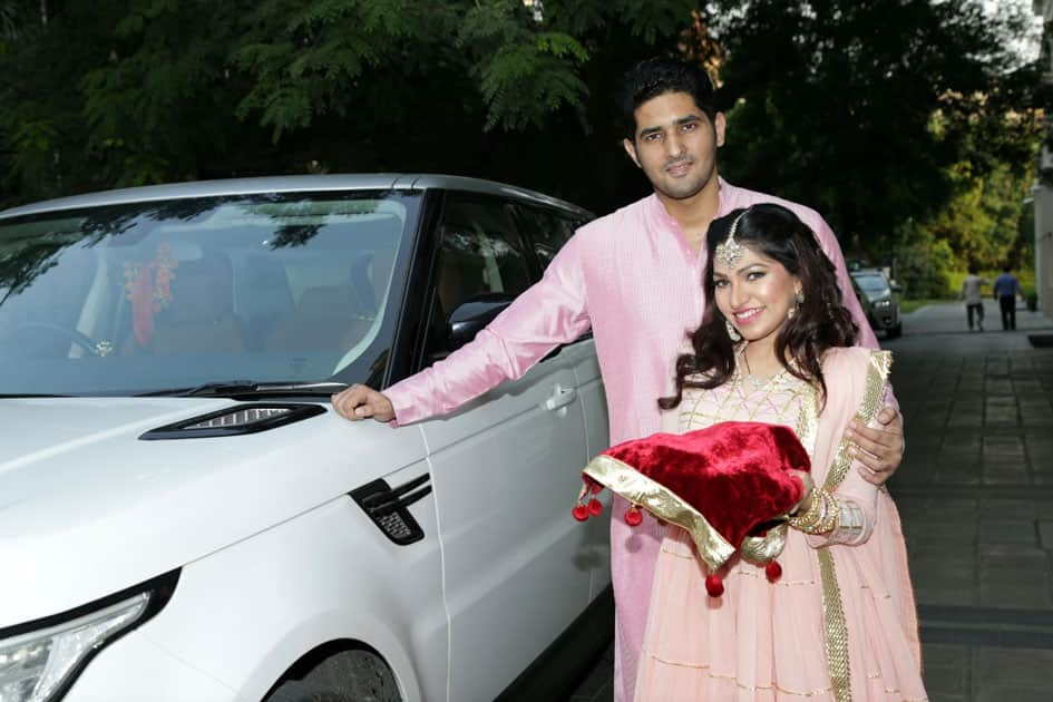 Singer Tulsi Kumar celebrates Karva Chauth with her husband Hitesh Ralhan, in New Delhi.