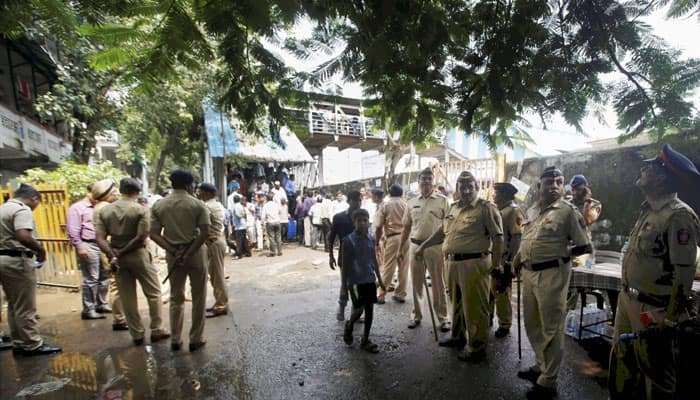 Heavy rain responsible for Elphinstone bridge stampede, says probe panel