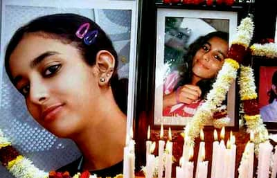 14-year-old Aarushi Talwar found dead with her throat slit in the bedroom of her home in Noida. Domestic help Hemraj, a Nepali, suspected of murder