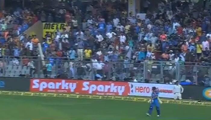 Watch: World Cup 2011 hero MS Dhoni receives standing ovation at Wankhede