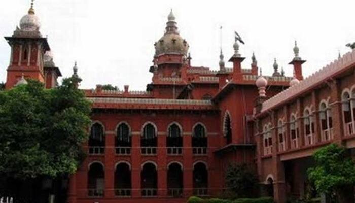 Madras HC bans photos of living persons on hoardings, banners in Tamil Nadu