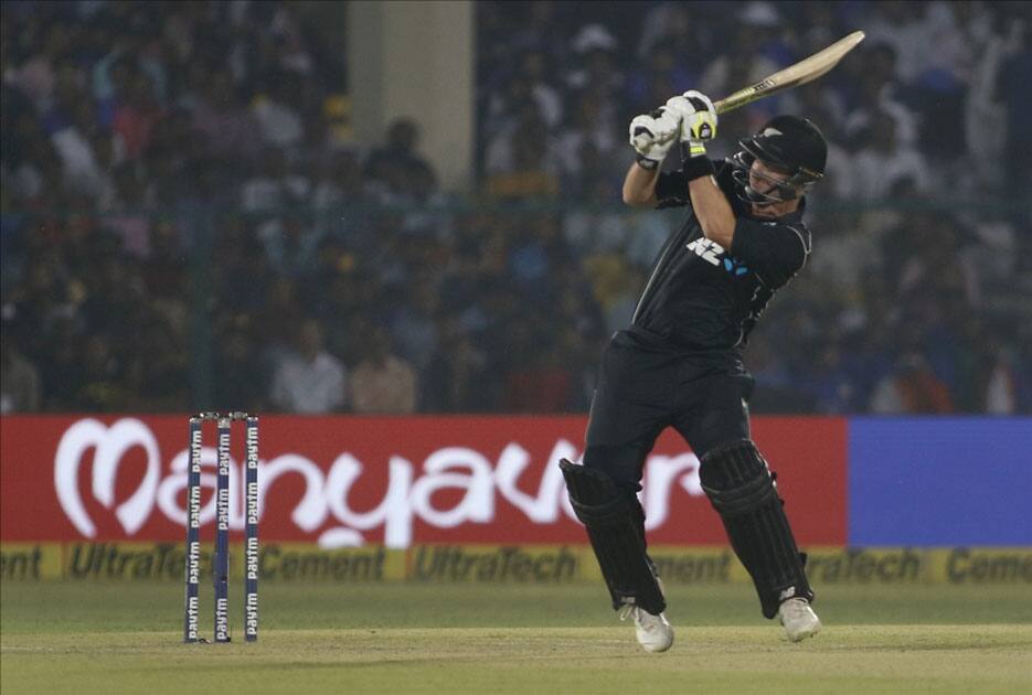 New Zealand's Colin Munro in action during the third ODI match between India and New Zealand at Green Park Stadium in Kanpur.