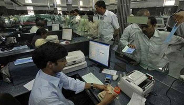 Bank employees shouldered worst impact of demonetisation: Unions