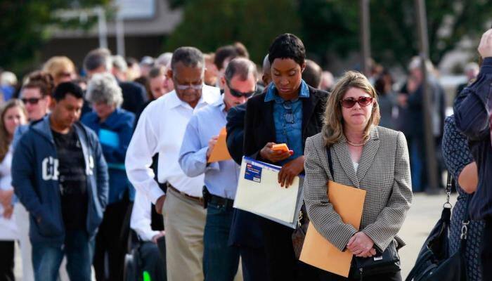 US jobless claims fall to near 44-1/2-year low