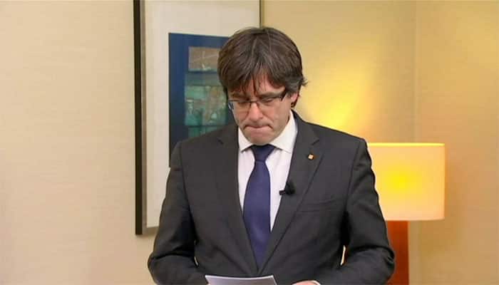 Catalonia&#039;s Carles Puigdemont turns himself in to Belgian police
