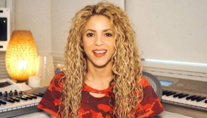 Shakira cancels event due to vocal strain