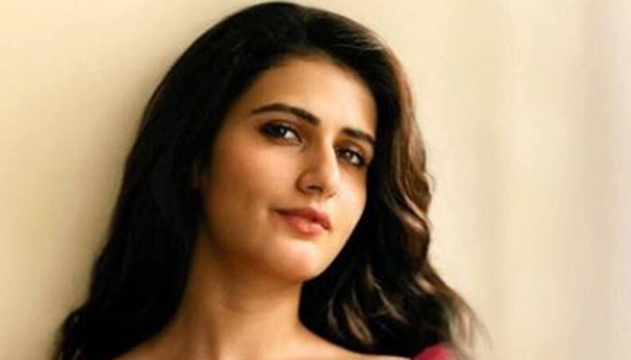 Dangal girl Fatima Sana Shaikh posts another &#039;Shameless Selfie&#039;