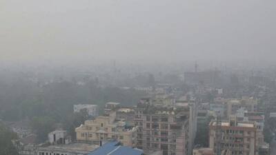 Due to smog the visibility remained low.