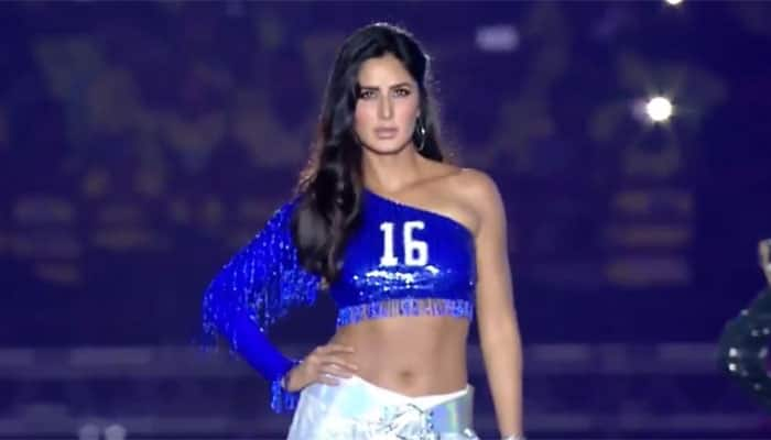 WATCH: Katrina Kaif sizzles in ISL 2017-18 opening ceremony