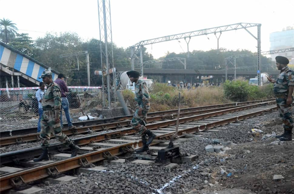 Army supervises construction work at Elphinstone station