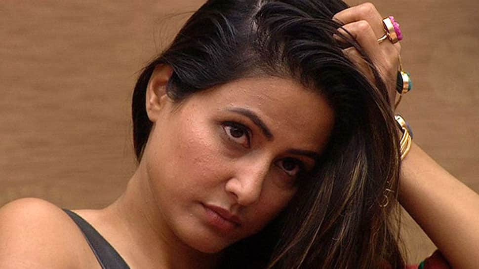 Bigg Boss 11: Did Hina Khan leak a crucial clause from her contract?