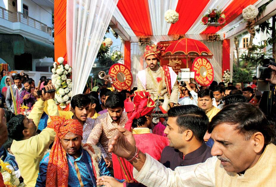 Indian cricket player Bhuvneshwar Kumar participates in ceremonies related to his marriage in Meerut. Indian cricket player Bhuvneshwar Kumar participates in ceremonies related to his marriage in Meerut.