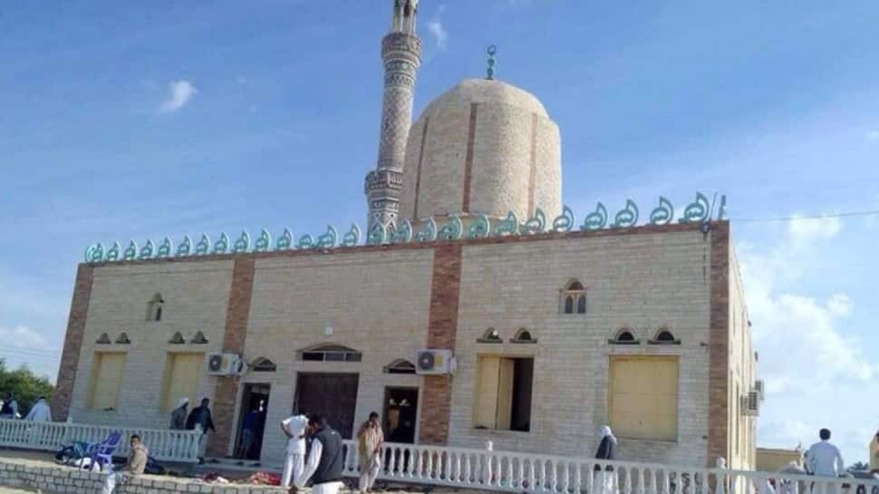 235 dead as blasts rip through mosque in Egypt&#039;s north Sinai