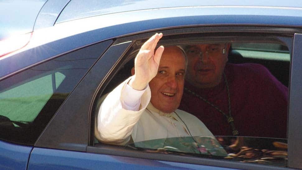 Pope Francis begins South Asia trip