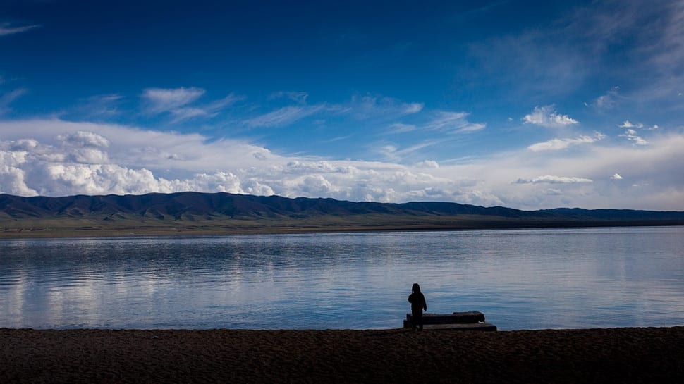 &#039;Toilet revolution&#039; begins in China&#039;s largest lake