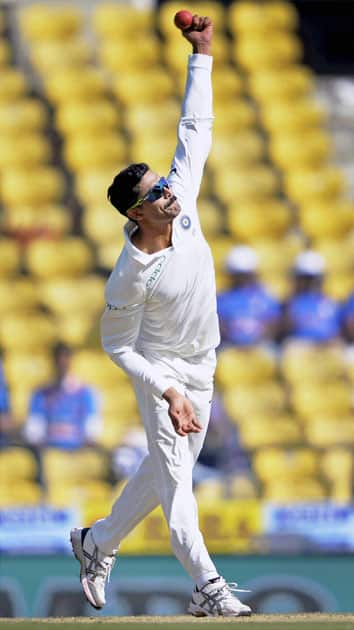 Indian bowler Ravindra Jadeja bowls during the 2nd cricket test match played in Nagpur.