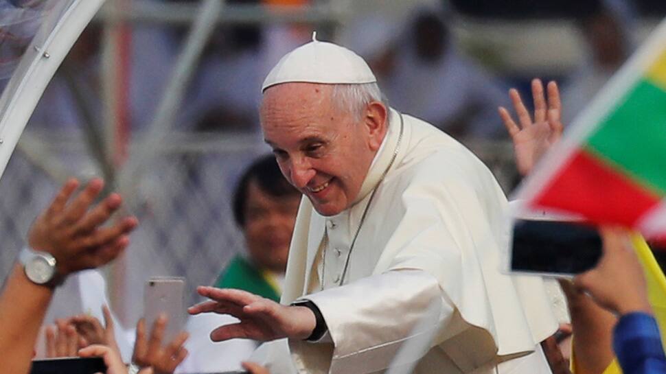 Pope Francis calls for peace in Myanmar on diplomatically fraught trip