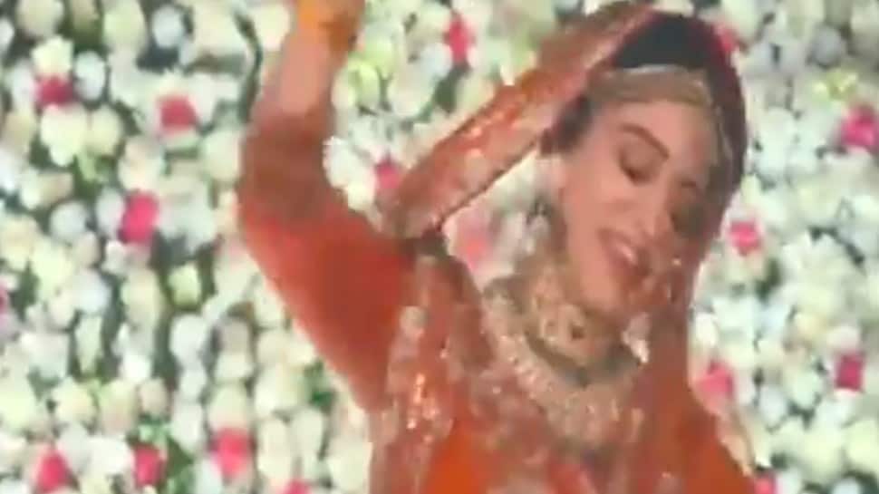 Watch: Mulayam's chhoti bahu Aparna Yadav dances to Padmavati's Ghoomar