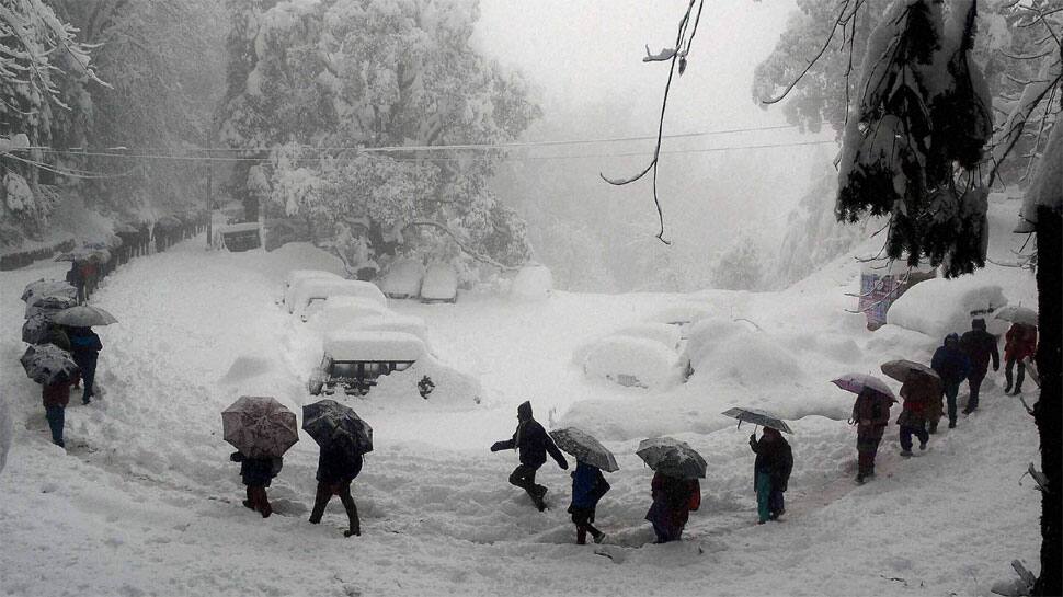 Shimla DC calls for advisory for tourists visiting during snowfall