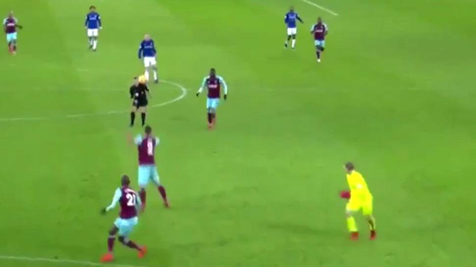 WATCH: Wayne Rooney wonder goal saves ices Everton revival win