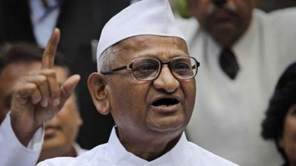 People elected to serve busy in looting the lockers: Anna Hazare