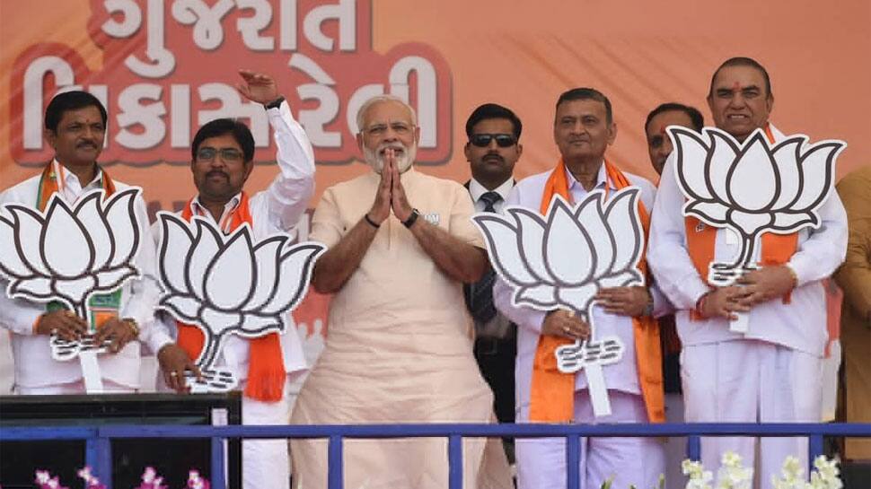 Narendra Modi on two-day Gujarat visit from Sunday, to address seven &#039;Vikas&#039; rallies