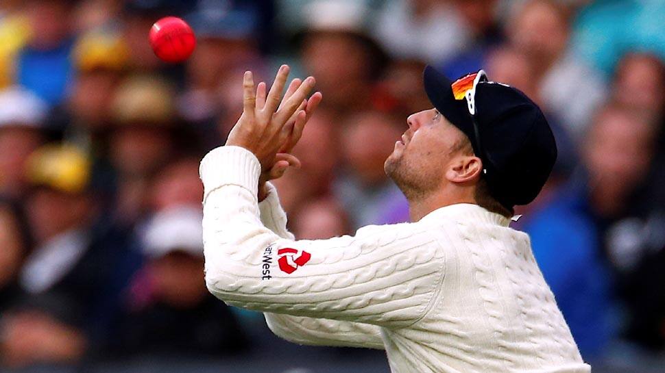 Ashes, 2nd Test: England trail by 413 runs and rain stops play on Day 2